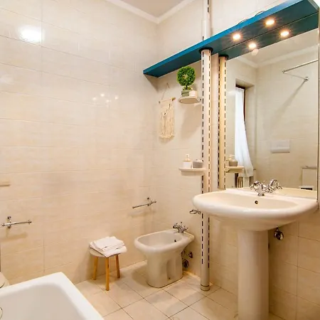 - Familyoasi Free Parking And Garden Apartment *