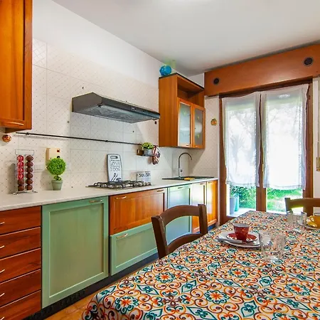 Apartment - Familyoasi Free Parking And Garden *